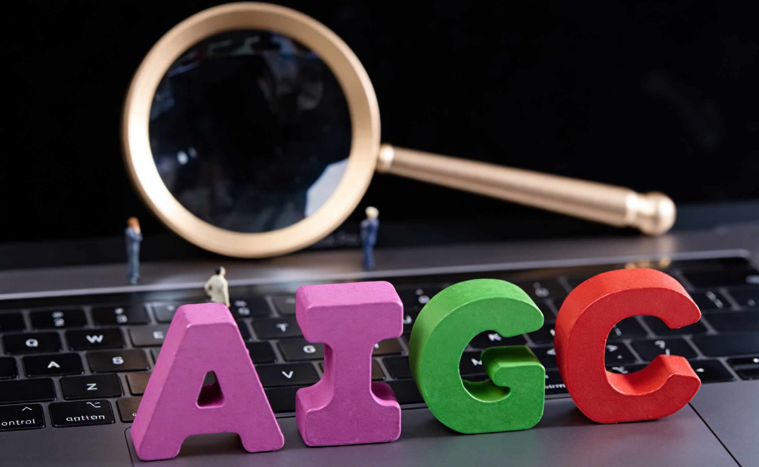 面对竞品&ldquo;擦边策略&rdquo;，品牌是否需要跟进？一份AI时代的决策指南